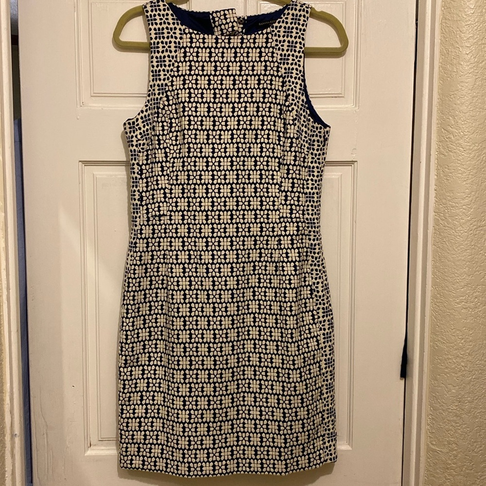 Banana Republic Blue/White geometric shape shift dress